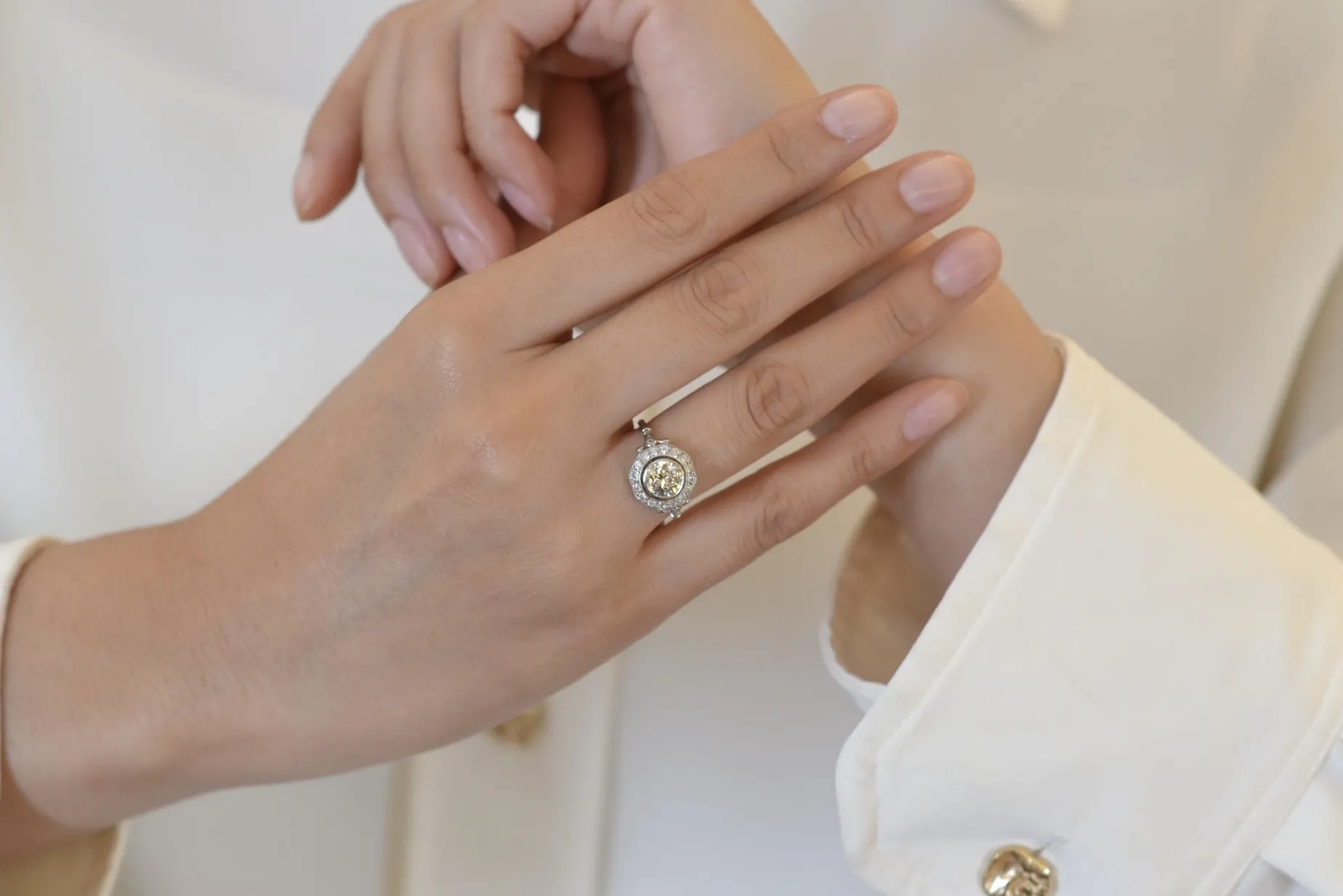 Bottazzi Blondeel Bague art déco vintage sertie de diamants Best