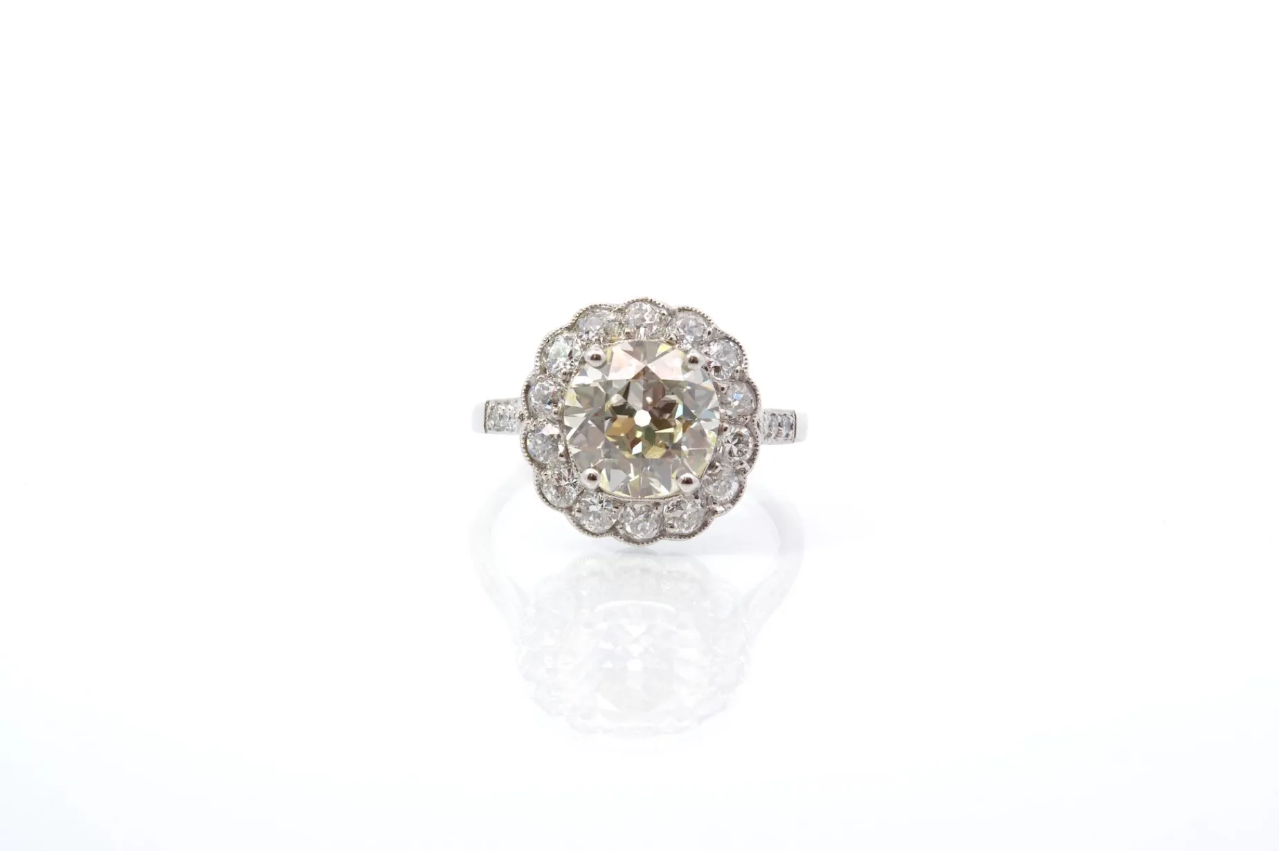 Bottazzi Blondeel Bague marguerite diamants de 2,44cts Discount