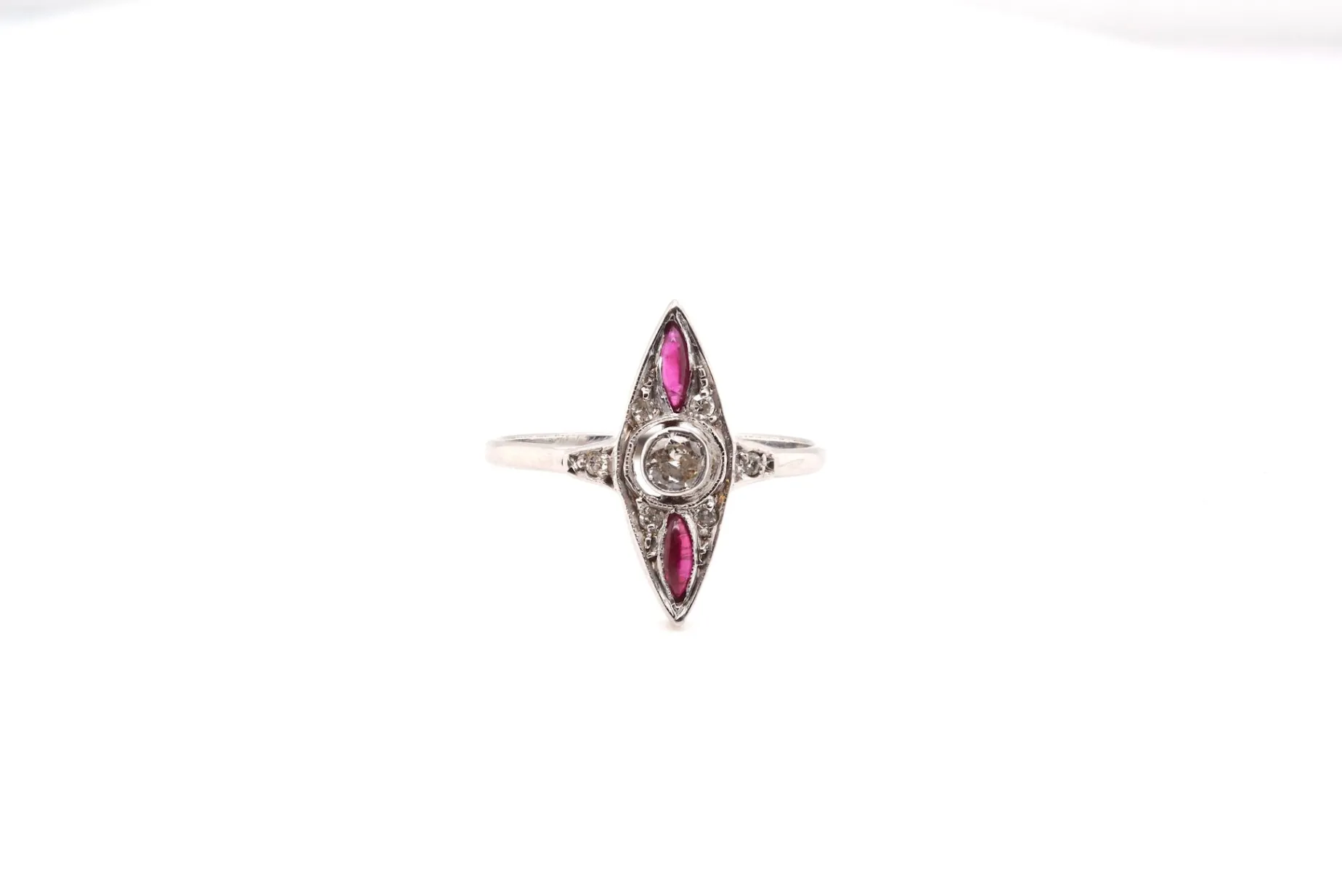 Bottazzi Blondeel Bague marquise diamants et rubis en or et argent Cheap