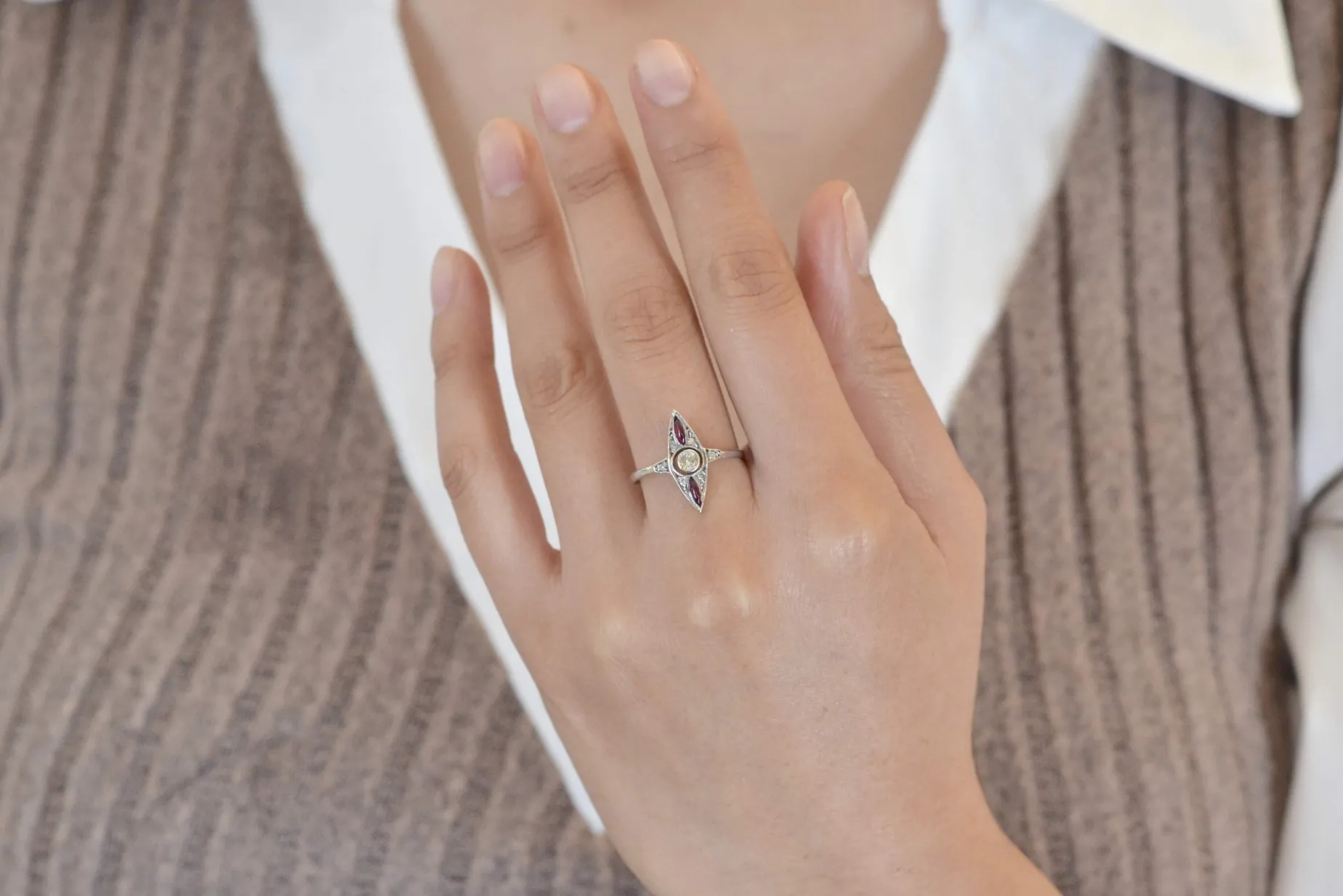 Bottazzi Blondeel Bague marquise diamants et rubis en or et argent Cheap