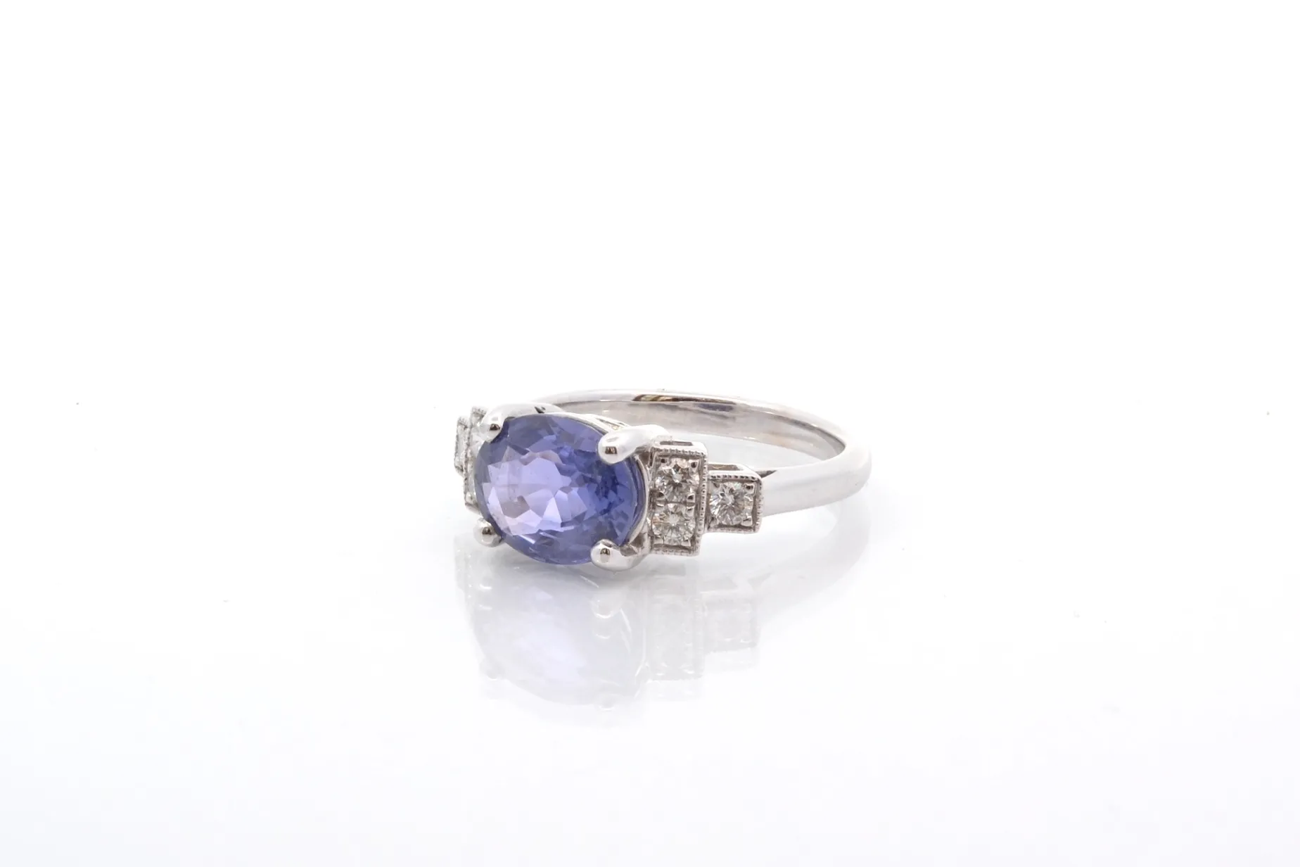 Bottazzi Blondeel Bague saphir de Ceylan à escaliers diamants en or blanc 18k Hot