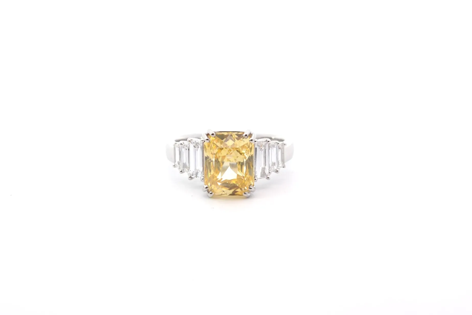 Bottazzi Blondeel Bague saphir jaune 5,18 cts et diamants Best Sale