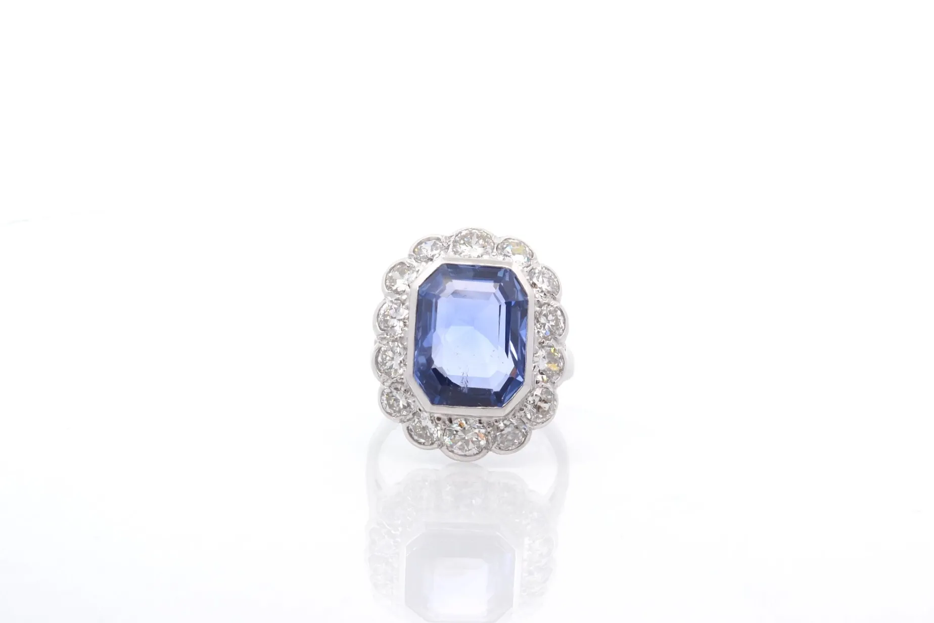 Bottazzi Blondeel Bague vintage saphir de 8,46 cts et diamants en platine Store