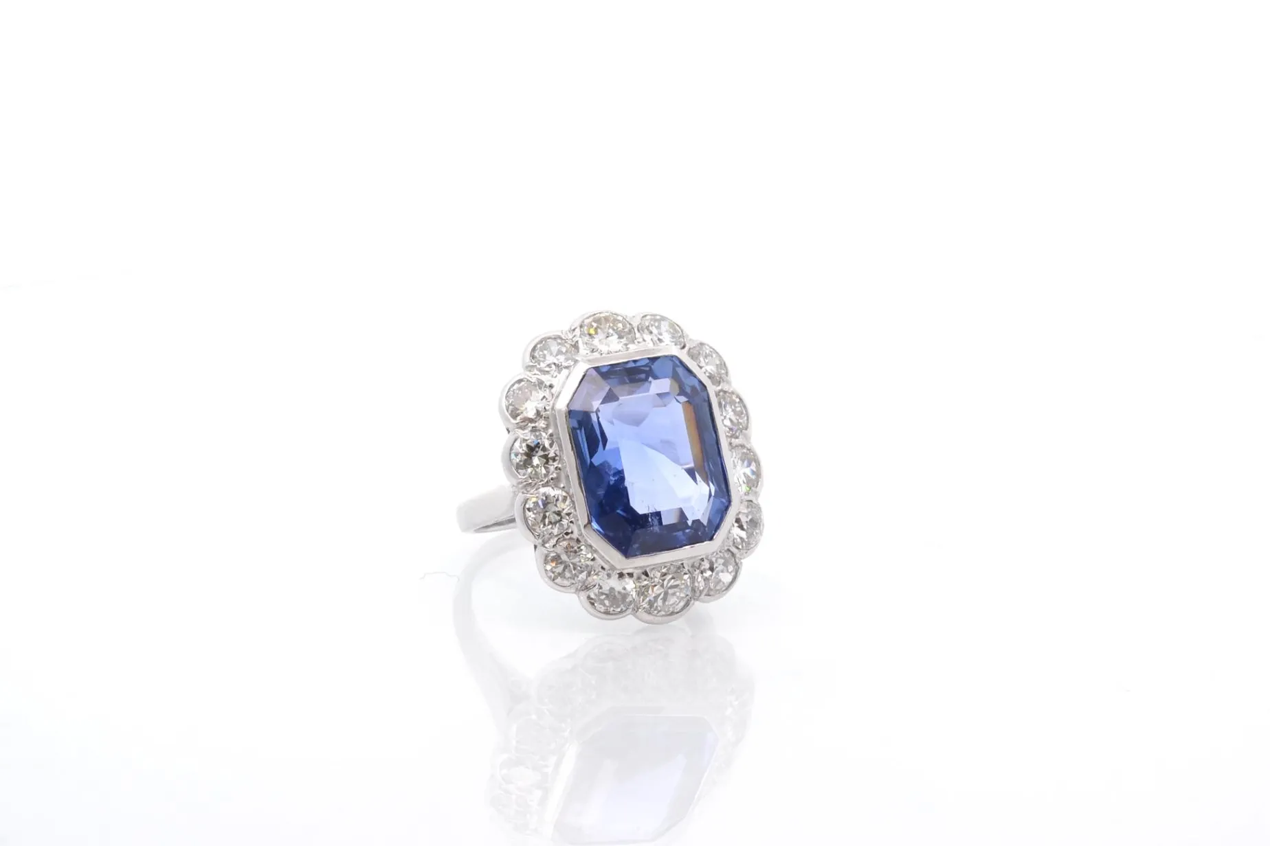 Bottazzi Blondeel Bague vintage saphir de 8,46 cts et diamants en platine Store