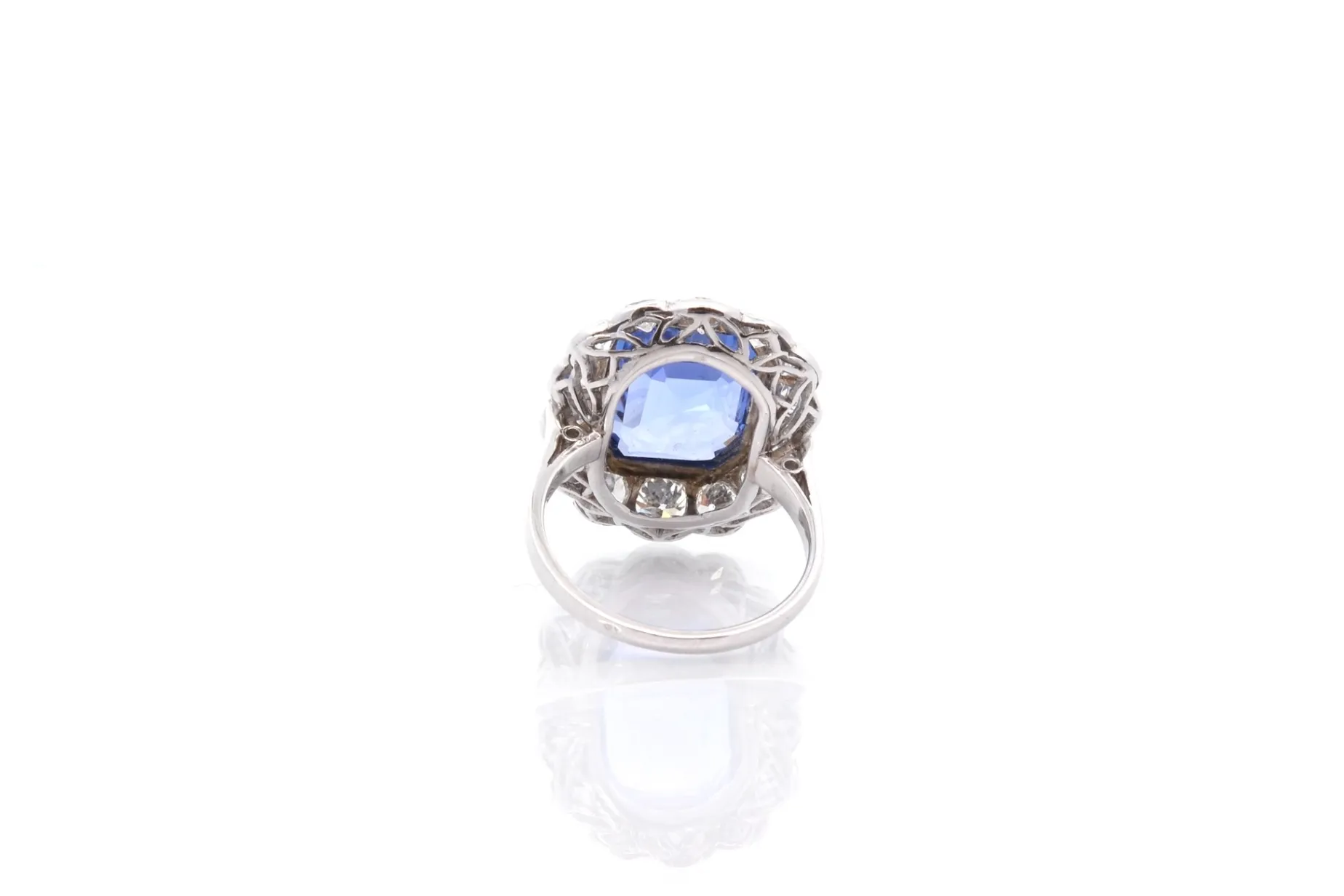 Bottazzi Blondeel Bague vintage saphir de 8,46 cts et diamants en platine Store