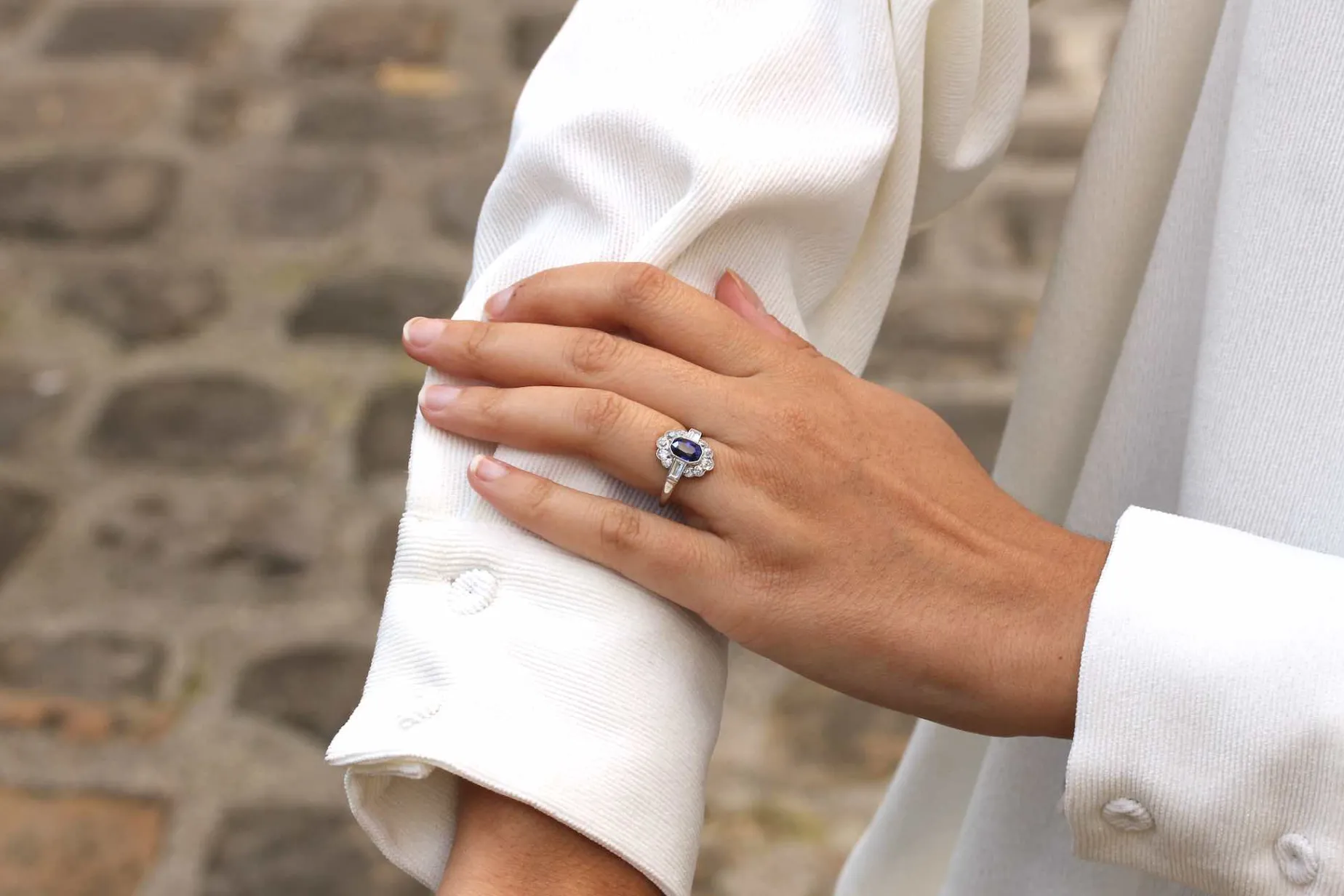 Bottazzi Blondeel Bague vintage saphir et diamants en platine Flash Sale