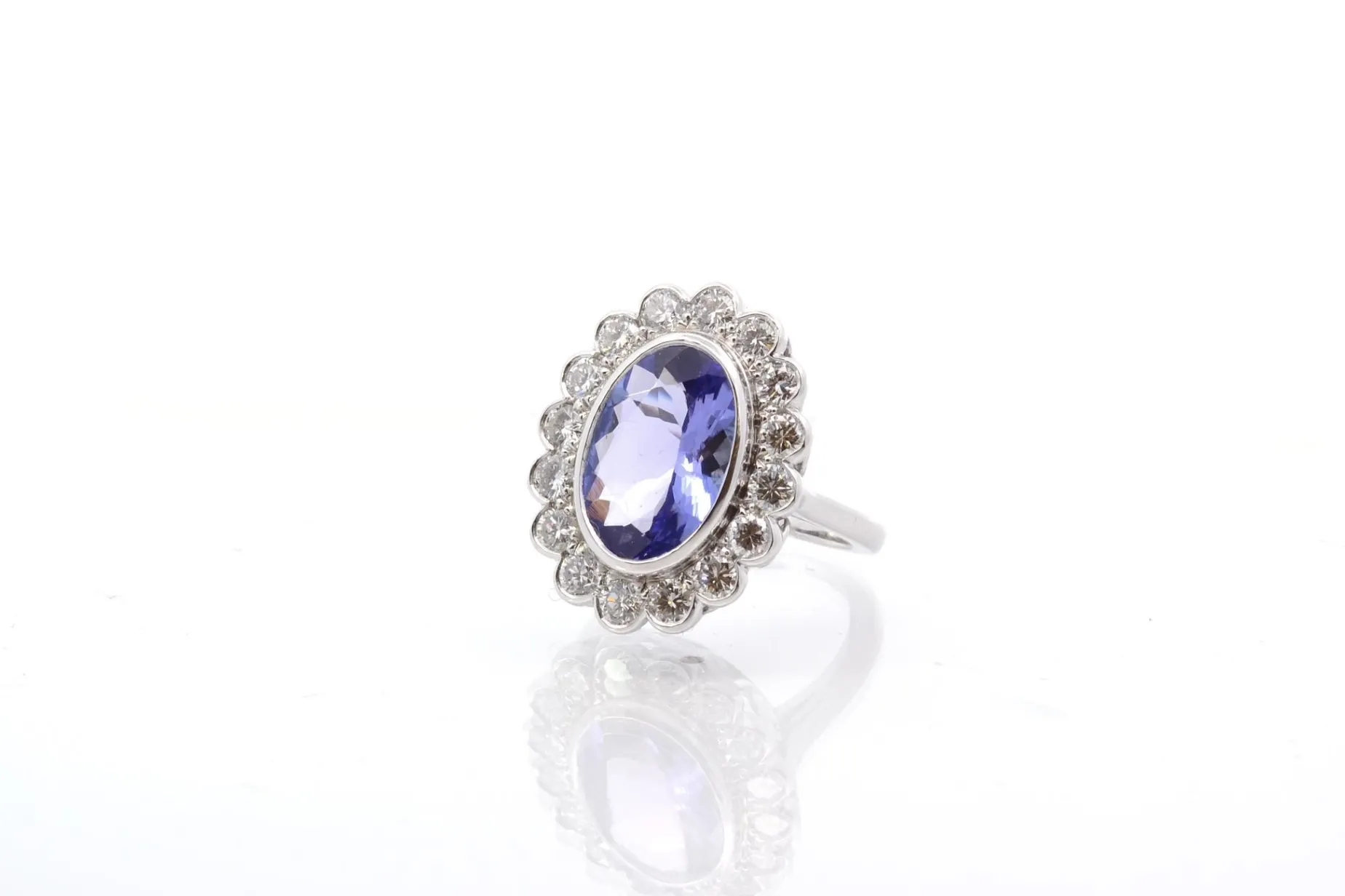 Bottazzi Blondeel Bague vintage tanzanite et diamants en platine Flash Sale