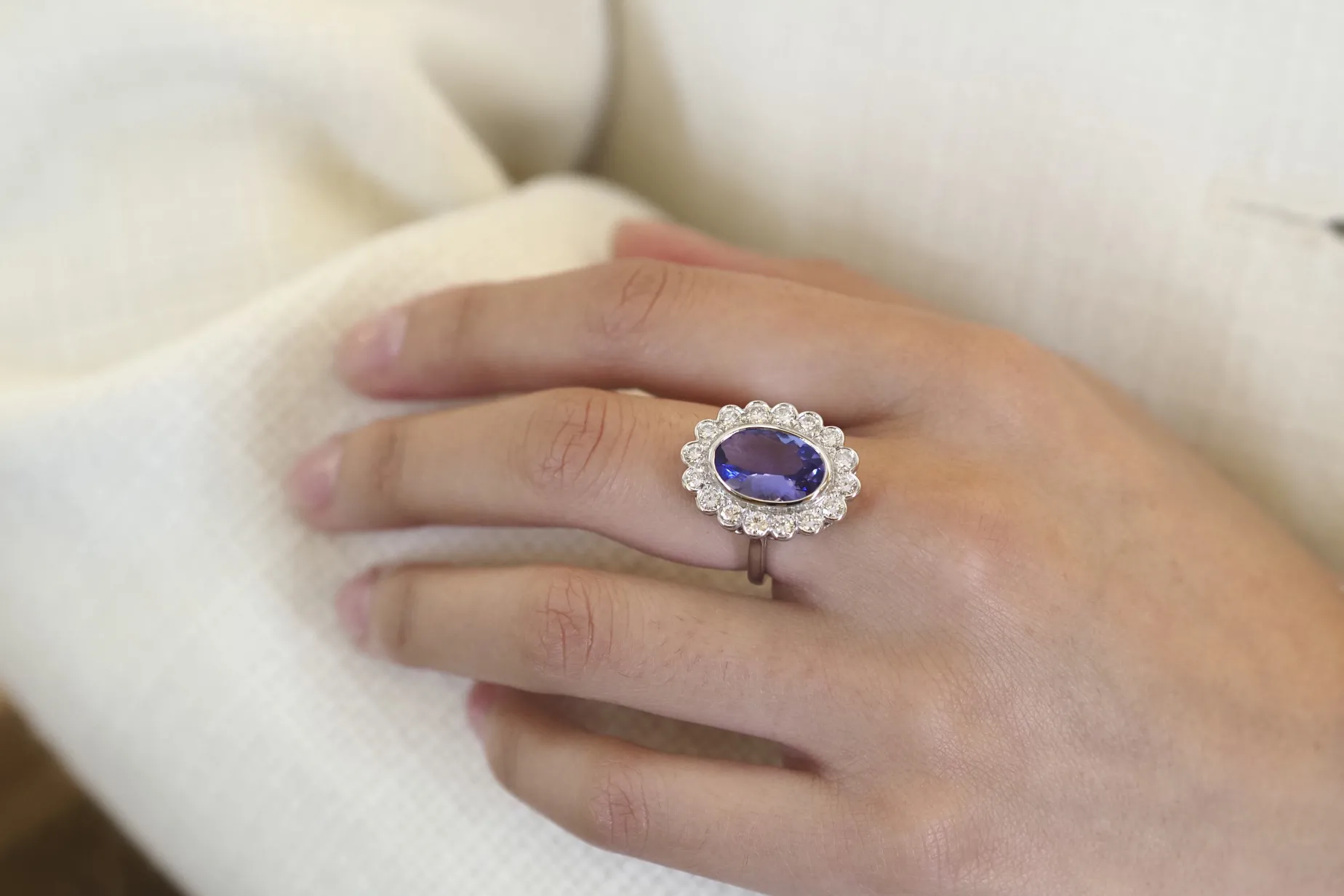 Bottazzi Blondeel Bague vintage tanzanite et diamants en platine Flash Sale