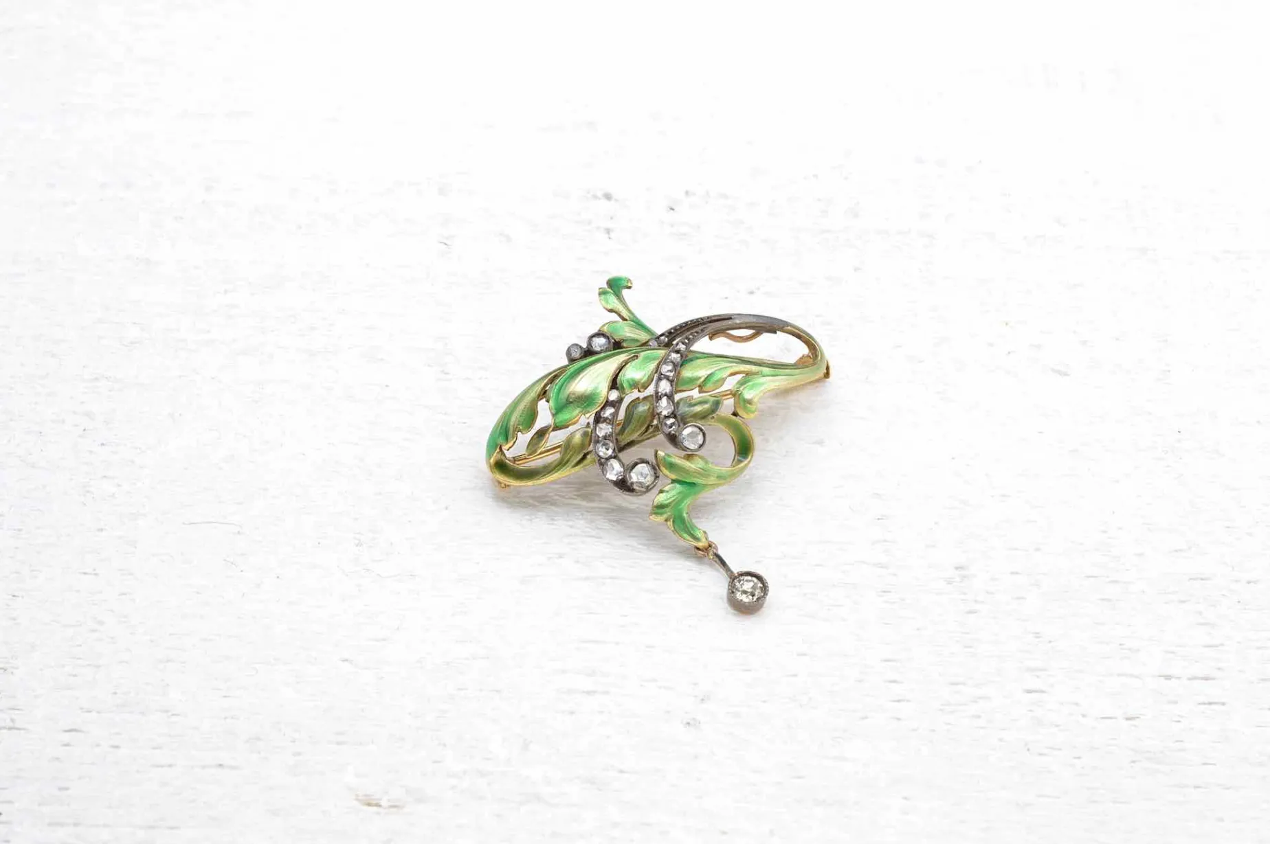 Bottazzi Blondeel Broche Art Nouveau diamants et émail en or 18k Store